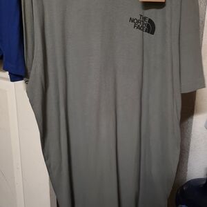 The North Face Men's Tee in Light Gray
